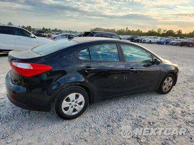 Trzecie zdjęcie samochodu z tyłu: 2016 KIA FORTE LX VIN:KNAFK4A61G5468618 - miniatura