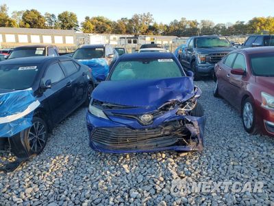 Piąte zdjęcie samochodu w środku: 2018 TOYOTA CAMRY LE VIN:4T1B11HK4JU673266 - miniatura