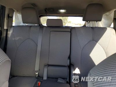 Zdjęcie 10 z 14 samochodu: 2021 TOYOTA HIGHLANDER LE VIN:5TDZZRAH6MS051043 - miniatura