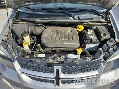Zdjęcie 12 z 13 samochodu: 2016 DODGE GRAND CARAVAN R/T VIN:2C4RDGEG7GR324508 - miniatura