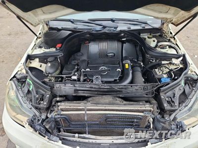 Zdjęcie 11 z 13 samochodu: 2012 MERCEDES-BENZ C 250 VIN:WDDGF4HB3CA653680 - miniatura