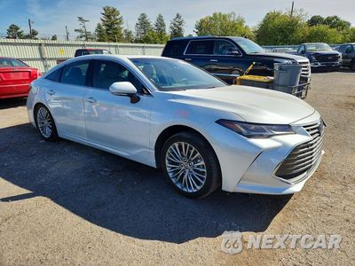 Czwarte zdjęcie samochodu z boku: 2022 TOYOTA AVALON LIMITED VIN:4T1DA1AB5NU014668 - miniatura