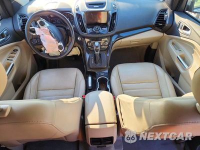 Zdjęcie 8 z 14 samochodu: 2016 FORD ESCAPE TITANIUM VIN:1FMCU0JX0GUC85794 - miniatura