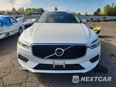 Piąte zdjęcie samochodu w środku: 2020 VOLVO XC60 T5 MOMENTUM VIN:YV4102RK9L1418055 - miniatura