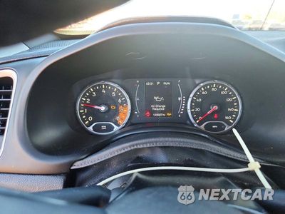 Zdjęcie 9 z 13 samochodu: 2018 JEEP RENEGADE LATITUDE VIN:ZACCJBBB9JPG97815 - miniatura