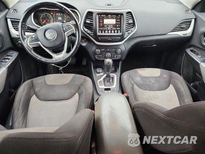 Zdjęcie 8 z 13 samochodu: 2014 JEEP CHEROKEE LATITUDE VIN:1C4PJMCB2EW125344 - miniatura