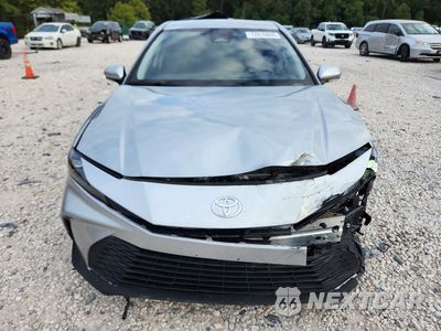 Piąte zdjęcie samochodu w środku: 2025 TOYOTA CAMRY LE VIN:4T1DAACK7SU142483 - miniatura