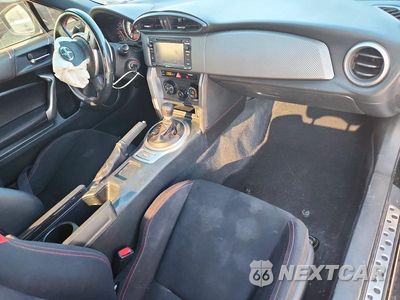 Zdjęcie 8 z 12 samochodu: 2015 SCION FR-S BASE VIN:JF1ZNAA1XF8711663 - miniatura