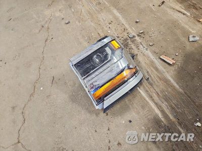 Zdjęcie 12 z 13 samochodu: 2018 CHEVROLET SILVERADO K1500 LT VIN:3GCUKREC3JG593241 - miniatura