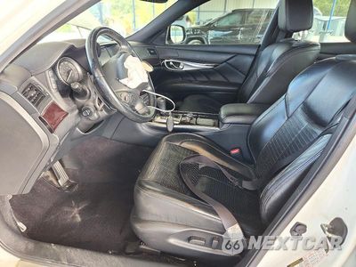 Zdjęcie 7 z 12 samochodu: 2016 INFINITI Q70 3.7 VIN:JN1BY1AP2GM221270 - miniatura