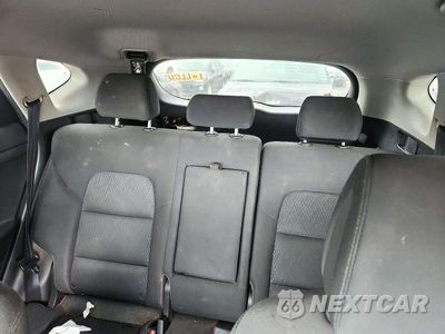 Zdjęcie 10 z 13 samochodu: 2017 HYUNDAI TUCSON SE VIN:KM8J23A48HU494898 - miniatura