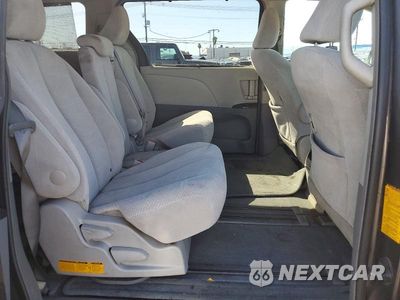 Zdjęcie 11 z 14 samochodu: 2014 TOYOTA SIENNA LE VIN:5TDKK3DC4ES443216 - miniatura