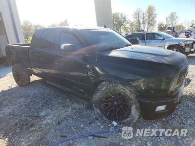 Czwarte zdjęcie samochodu z boku: 2018 RAM 2500 LARAMIE VIN:3C6UR5NL8JG337821 - miniatura