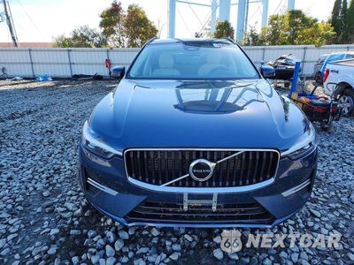 Piąte zdjęcie samochodu w środku: 2023 VOLVO XC60 CORE VIN:YV4L12RV2P1340207 - miniatura