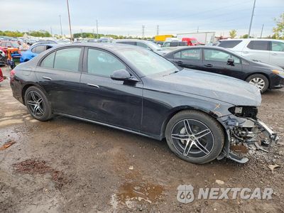 Czwarte zdjęcie samochodu z boku: 2025 MERCEDES-BENZ E 350 4MATIC VIN:W1KLF4HB0SA119131 - miniatura