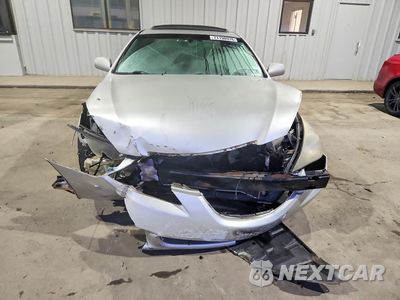 Piąte zdjęcie samochodu w środku: 2004 TOYOTA CAMRY SOLARA SLE V6 VIN:4T1CA30PX4U006665 - miniatura
