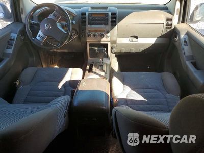 Zdjęcie 8 z 13 samochodu: 2005 NISSAN PATHFINDER XE VIN:5N1AR18U75C743439 - miniatura