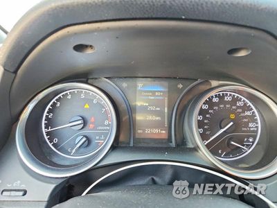 Zdjęcie 9 z 13 samochodu: 2018 TOYOTA CAMRY LE VIN:4T1B11HK9JU569579 - miniatura