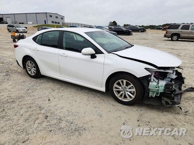 Czwarte zdjęcie samochodu z boku: 2025 TOYOTA CAMRY LE VIN:4T1DAACK2SU125669 - miniatura