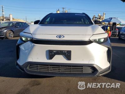 Piąte zdjęcie samochodu w środku: 2023 TOYOTA BZ4X XLE VIN:JTMAAAAA2PA002495 - miniatura
