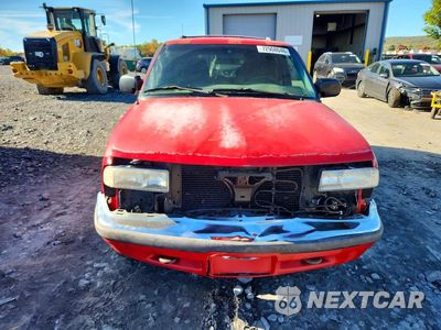 Piąte zdjęcie samochodu w środku: 2000 CHEVROLET BLAZER VIN:1GNDT13W5Y2287034 - miniatura