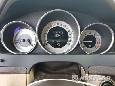 Zdjęcie 9 z 12 samochodu: 2014 MERCEDES-BENZ C 250 VIN:WDDGF4HB6EA955497 - miniatura
