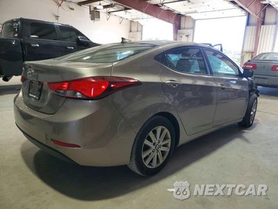 Trzecie zdjęcie samochodu z tyłu: 2016 HYUNDAI ELANTRA SE VIN:5NPDH4AEXGH783465 - miniatura