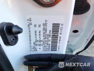 Zdjęcie 12 z 12 samochodu: 2017 TOYOTA TACOMA SR5 V6 VIN:3TMCZ5AN4HM049821 - miniatura