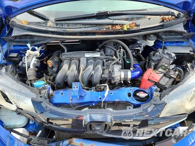 Zdjęcie 11 z 12 samochodu: 2016 HONDA FIT EX VIN:JHMGK5H78GX033142 - miniatura