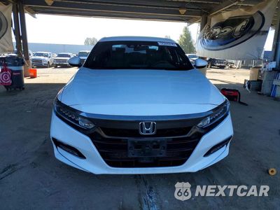 Piąte zdjęcie samochodu w środku: 2018 HONDA ACCORD SPORT VIN:1HGCV1F39JA201849 - miniatura