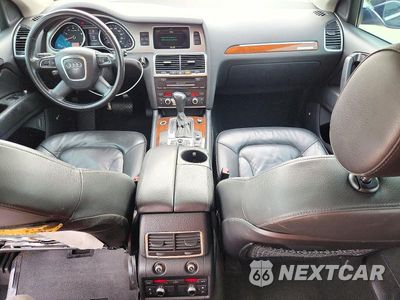Zdjęcie 8 z 14 samochodu: 2010 AUDI Q7 PREMIUM PLUS VIN:WA1LYAFE0AD000292 - miniatura
