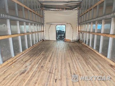 Zdjęcie 10 z 13 samochodu: 2019 FORD E450 BOX TRUCK VIN:1FDXE4FS5KDC02548 - miniatura