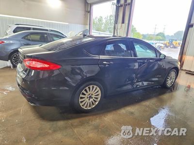 Trzecie zdjęcie samochodu z tyłu: 2013 FORD FUSION SE HYBRID VIN:3FA6P0LU0DR349370 - miniatura
