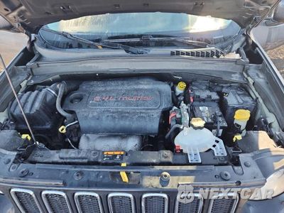 Zdjęcie 12 z 13 samochodu: 2017 JEEP RENEGADE LATITUDE VIN:ZACCJBBB9HPG41772 - miniatura