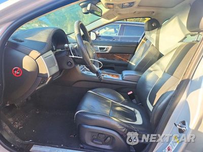Zdjęcie 7 z 12 samochodu: 2015 JAGUAR XF 3.0 SPORT VIN:SAJWA0F74F8U68093 - miniatura