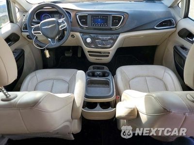 Zdjęcie 8 z 13 samochodu: 2021 CHRYSLER VOYAGER LXI VIN:2C4RC1DG3MR552034 - miniatura