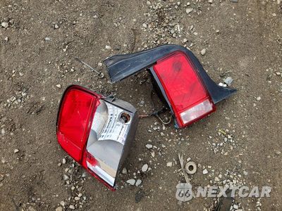 Zdjęcie 12 z 13 samochodu: 2009 FORD MUSTANG VIN:1ZVHT80N795132142 - miniatura