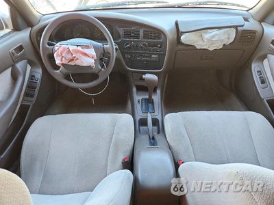 Zdjęcie 8 z 13 samochodu: 1996 TOYOTA CAMRY LE VIN:JT2BG12K1T0405919 - miniatura