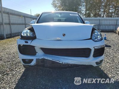 Piąte zdjęcie samochodu w środku: 2017 PORSCHE CAYENNE VIN:WP1AA2A23HKA89834 - miniatura