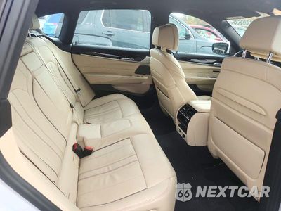 Zdjęcie 10 z 12 samochodu: 2018 BMW 640 XIGT VIN:WBAJV6C52JBK06827 - miniatura