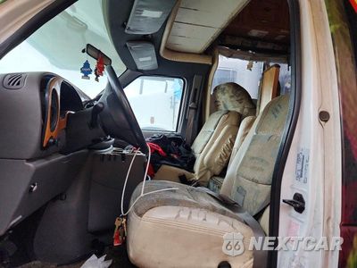 Zdjęcie 7 z 12 samochodu: 2002 FORD E450 RV VIN:1FDXE45S22HA17786 - miniatura
