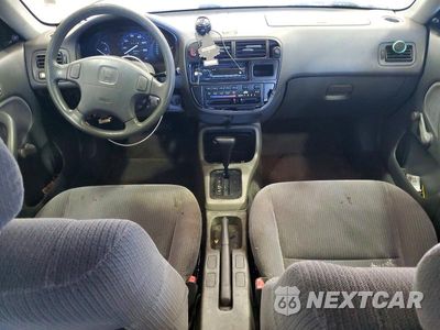 Zdjęcie 8 z 12 samochodu: 1996 HONDA CIVIC DX VIN:2HGEJ6623TH510522 - miniatura