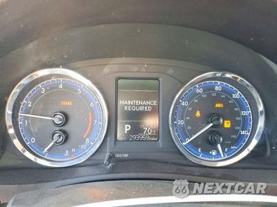 Zdjęcie 9 z 13 samochodu: 2018 TOYOTA COROLLA LE VIN:5YFBURHE2JP792550 - miniatura