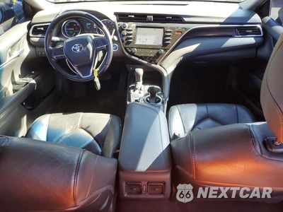Zdjęcie 8 z 12 samochodu: 2018 TOYOTA CAMRY HYBRID XLE VIN:4T1B21HK5JU506749 - miniatura