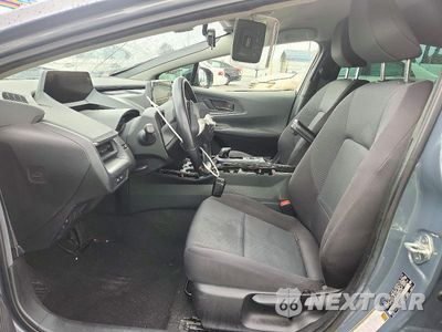 Zdjęcie 7 z 12 samochodu: 2023 TOYOTA PRIUS LE VIN:JTDACAAU6P3000533 - miniatura