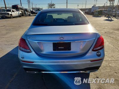 Zdjęcie 6 z 12 samochodu: 2018 MERCEDES-BENZ E 300 VIN:WDDZF4JB2JA469010 - miniatura