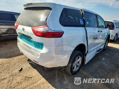 Trzecie zdjęcie samochodu z tyłu: 2019 TOYOTA SIENNA L 7-PASSENGER VIN:5TDZZ3DC6KS006470 - miniatura