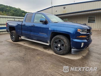 Czwarte zdjęcie samochodu z boku: 2018 CHEVROLET SILVERADO K1500 LT VIN:1GCVKREH7JZ210000 - miniatura