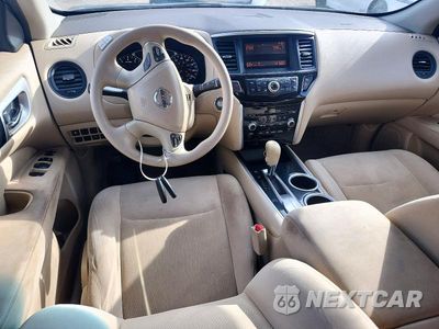 Zdjęcie 8 z 13 samochodu: 2014 NISSAN PATHFINDER S VIN:5N1AR2MN1EC696414 - miniatura
