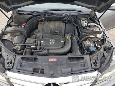 Zdjęcie 11 z 12 samochodu: 2012 MERCEDES-BENZ C 250 VIN:WDDGF4HB9CA724185 - miniatura